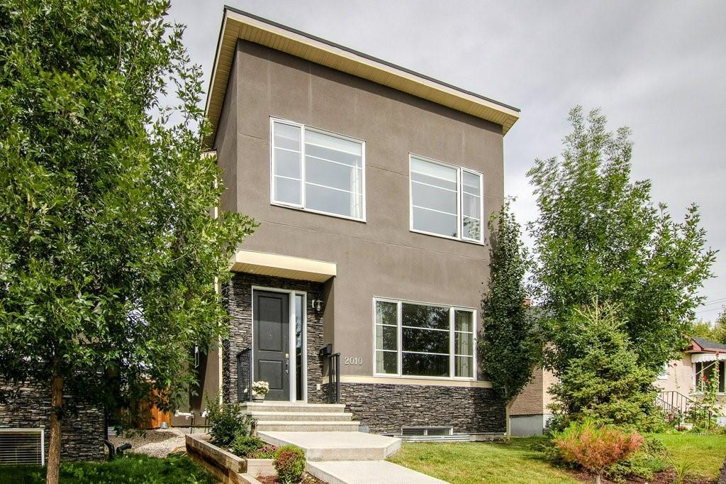 2010 18 Avenue - Photo 1