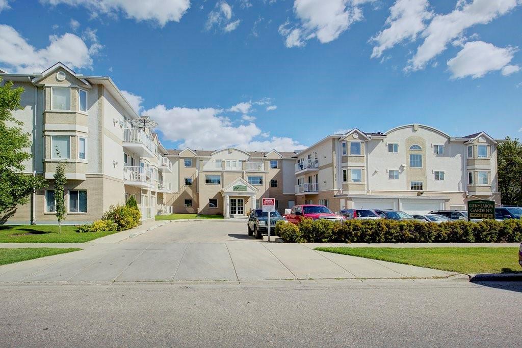 2850 51 Street - Photo 1