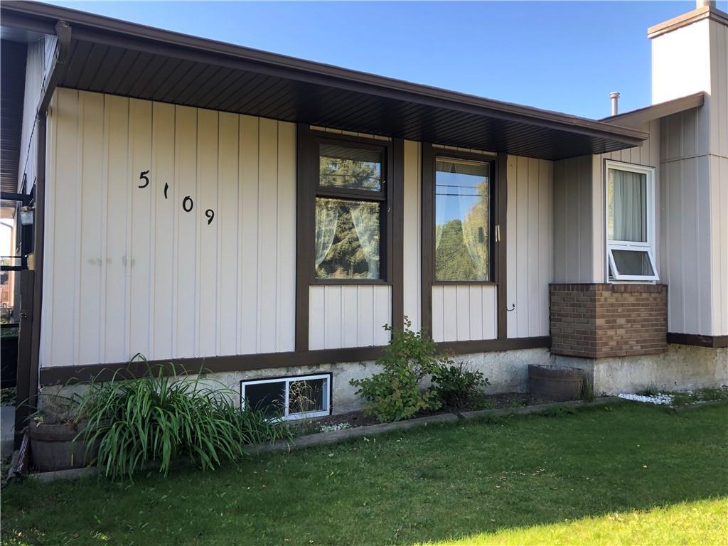 5109 30 Avenue - Photo 1