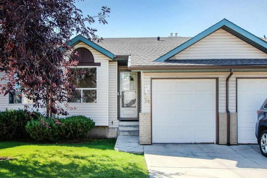 34 Tararidge Circle - Photo 1