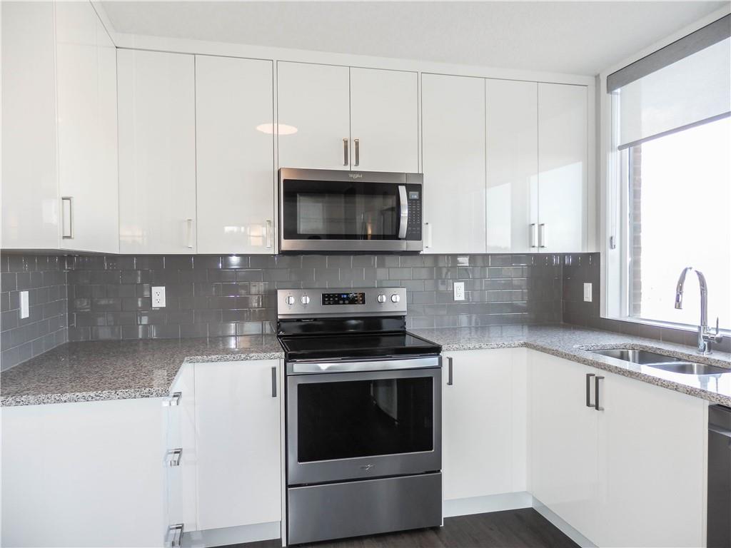 145 Point Drive - Photo 1
