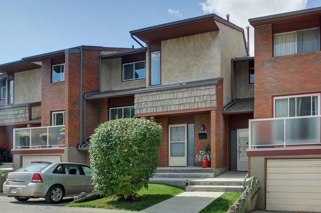 1305 Glenmore Trail - Photo 1