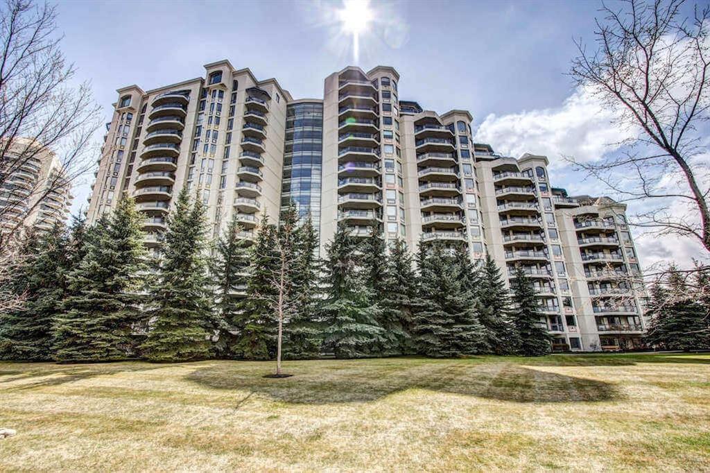1108 6 Avenue - Photo 1