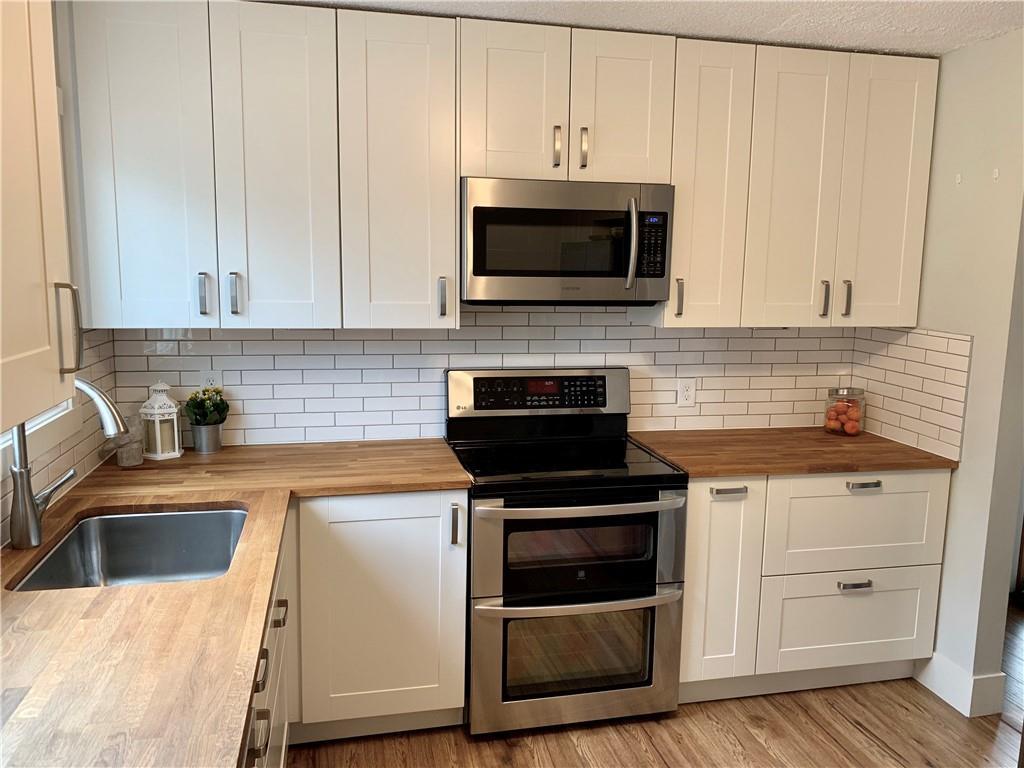 2125 80 Avenue - Photo 1