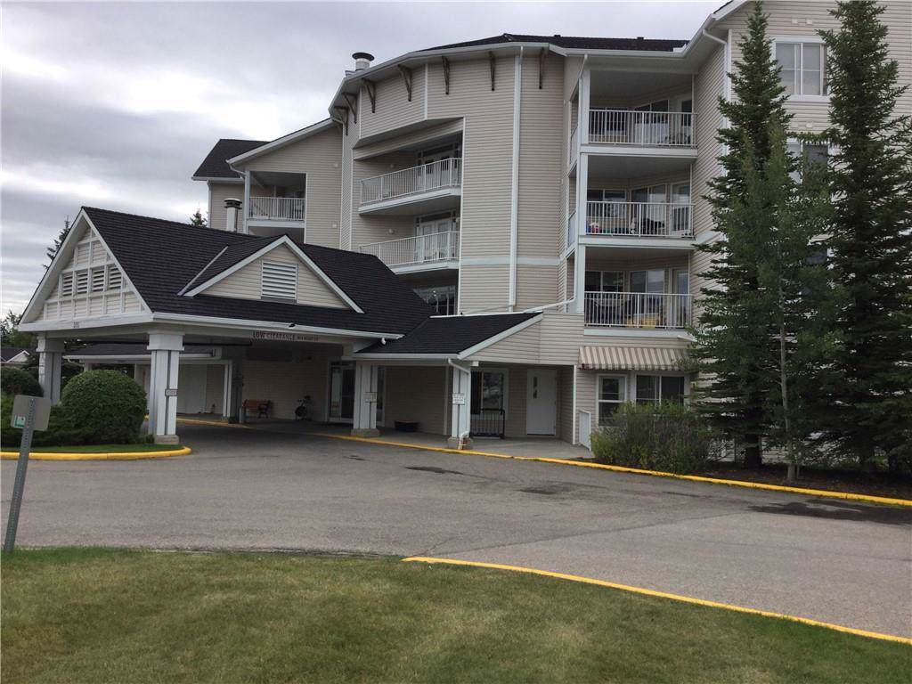 305 1 Avenue - Photo 1