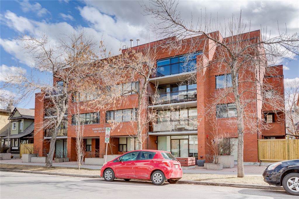 929 18 Avenue - Photo 1