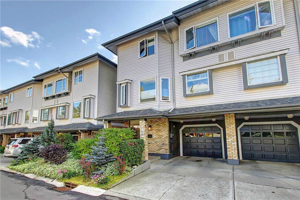 4037 42 Street - Photo 1