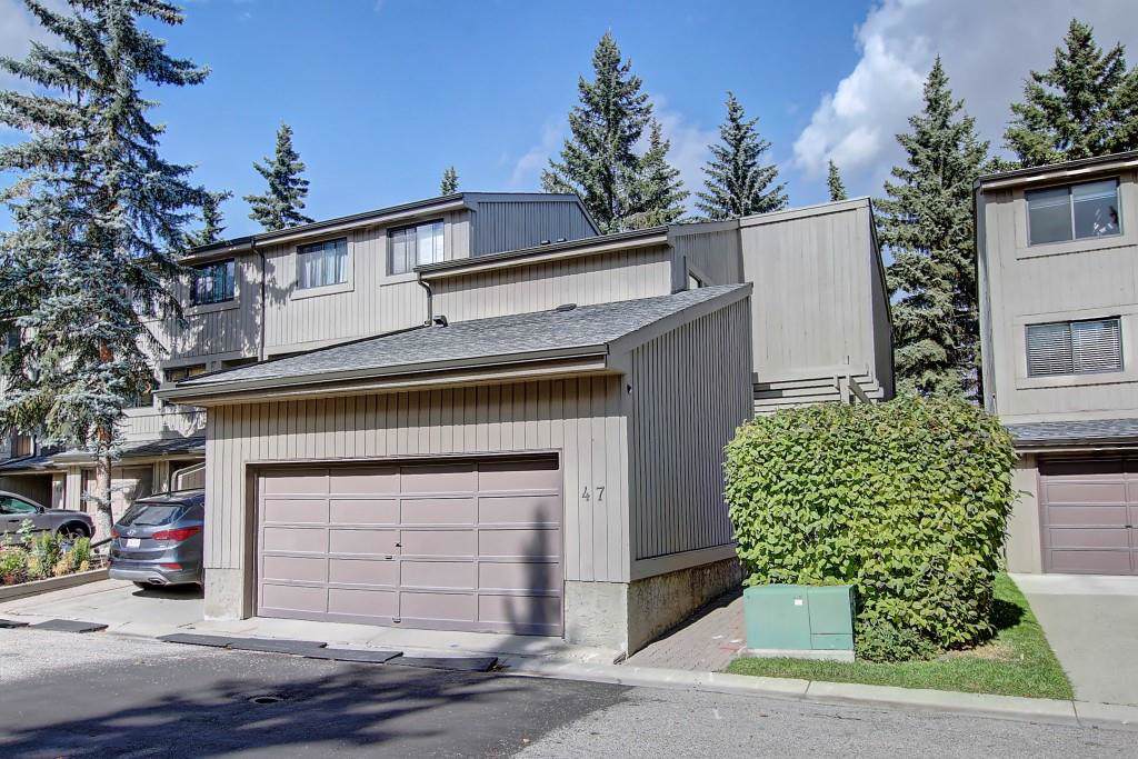 10401 19 Street - Photo 1