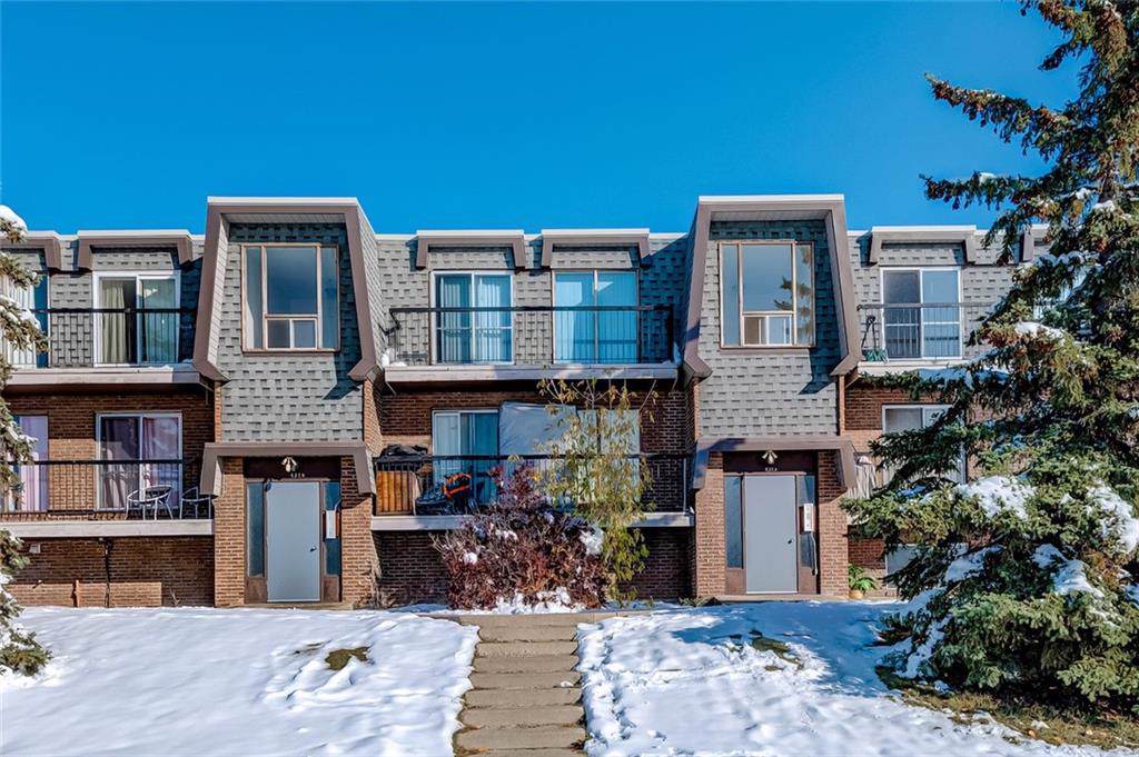 431A Huntsville Crescent - Photo 1