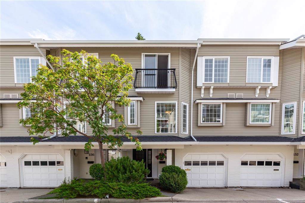 3437 42 Street - Photo 1