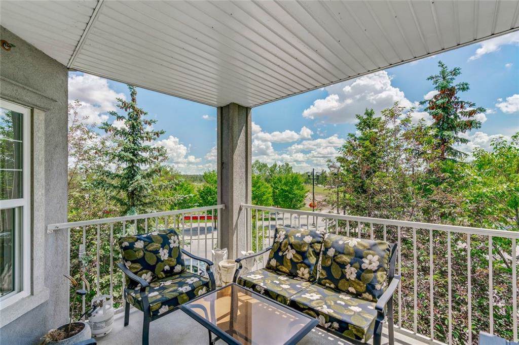 630 8 Avenue - Photo 1