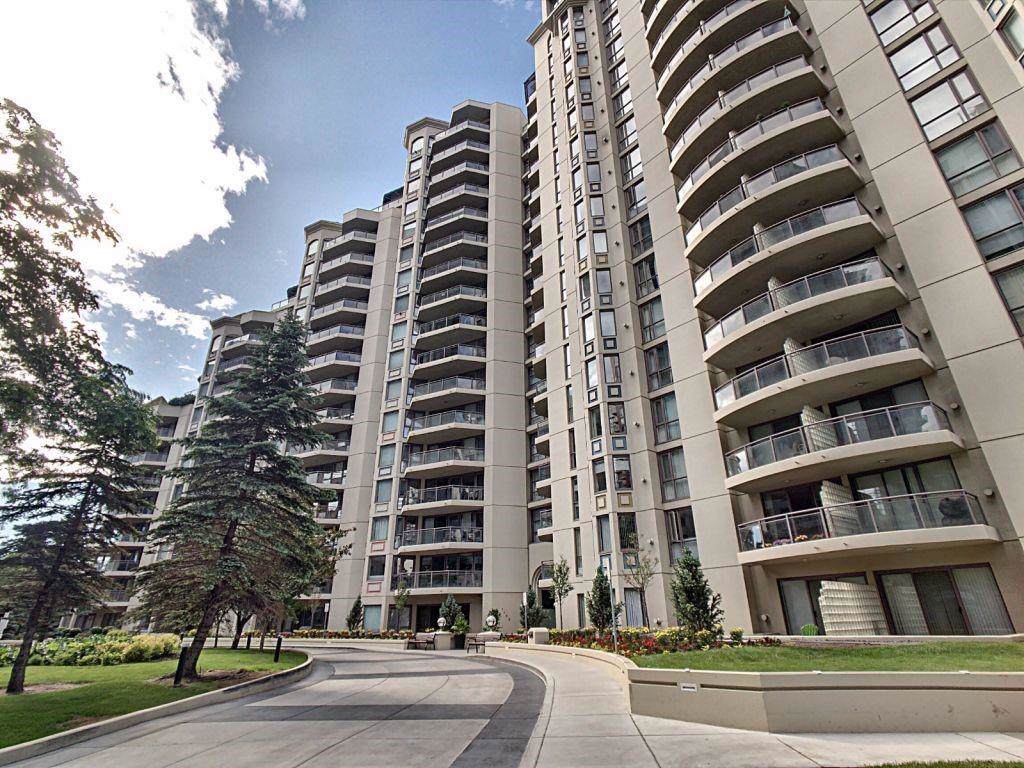 1108 6 Avenue - Photo 1