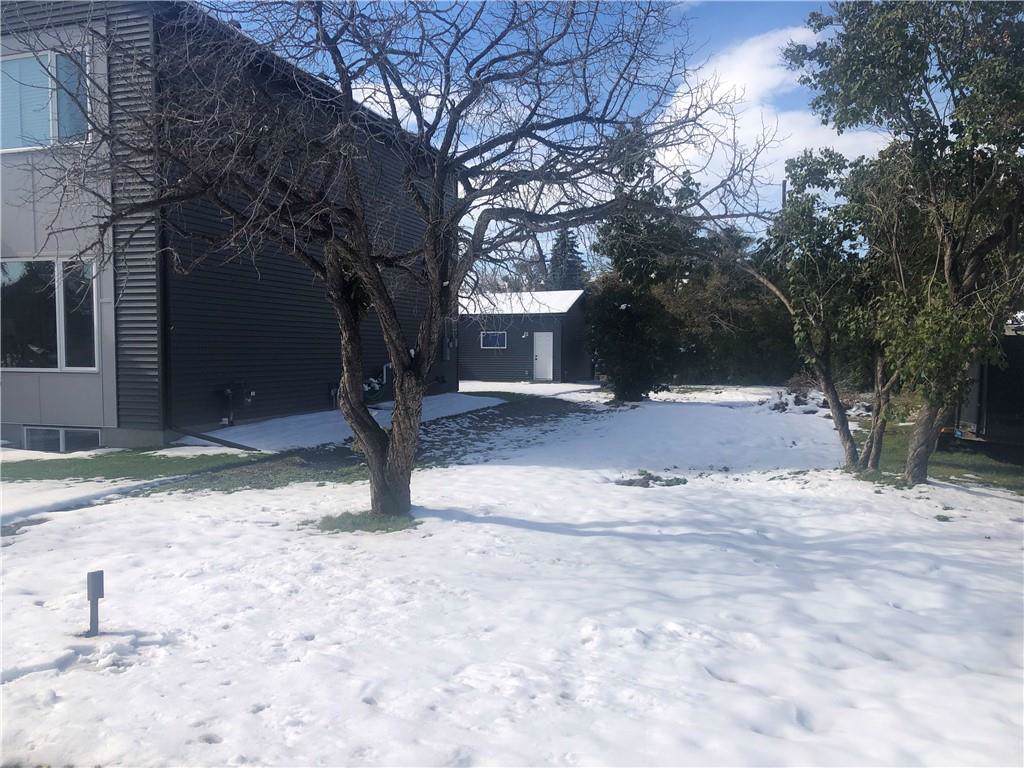 7429 22 Street - Photo 1