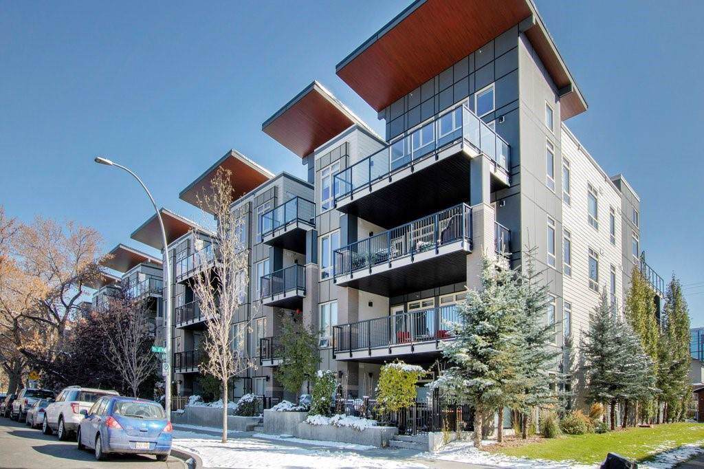 823 5 Avenue - Photo 1