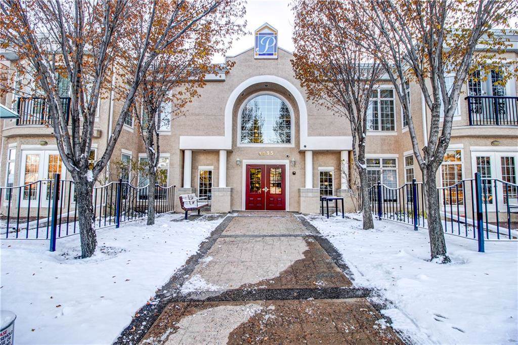 4835 Dalhousie Drive - Photo 1