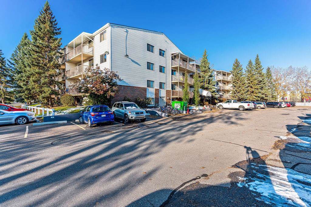 3420 50 Street - Photo 1