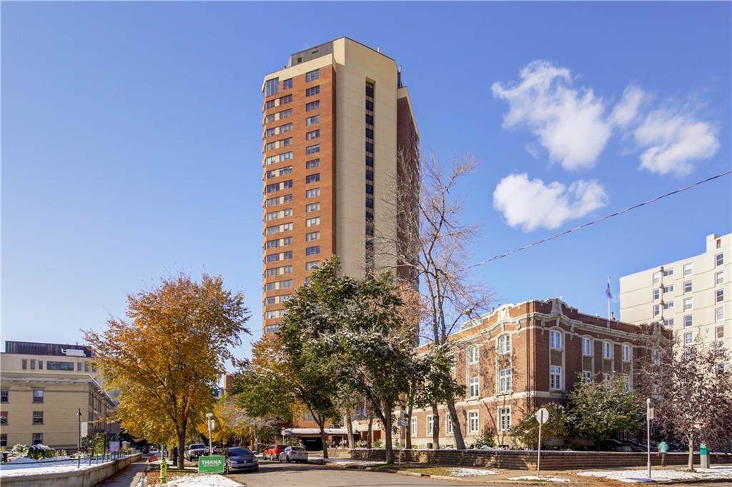 720 13 Avenue - Photo 1
