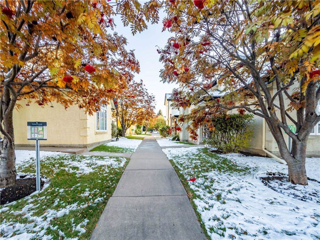 413 32 Avenue - Photo 1