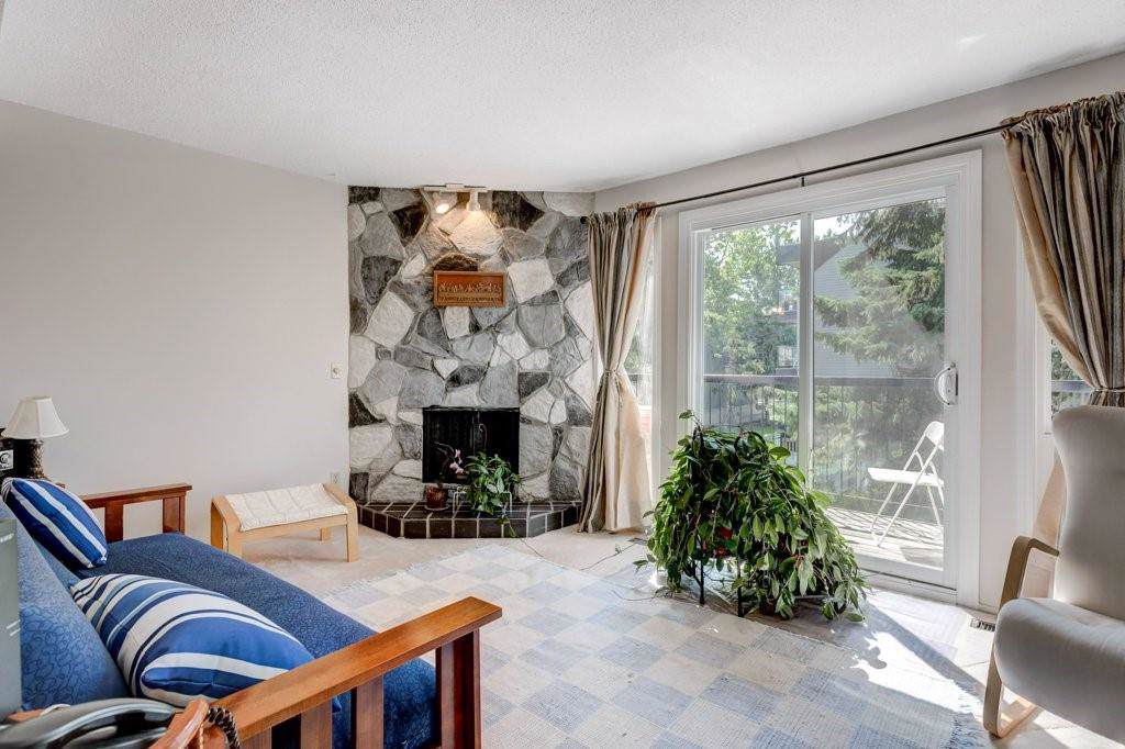 643 4 Avenue - Photo 1