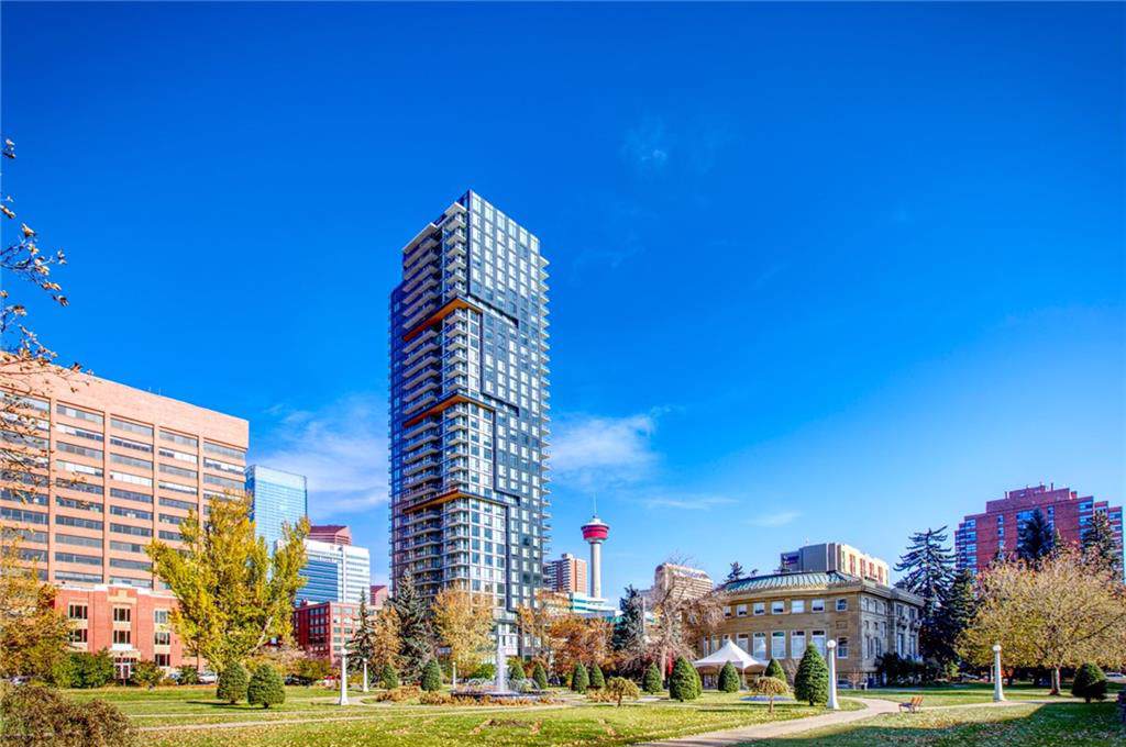 310 12 Avenue - Photo 1