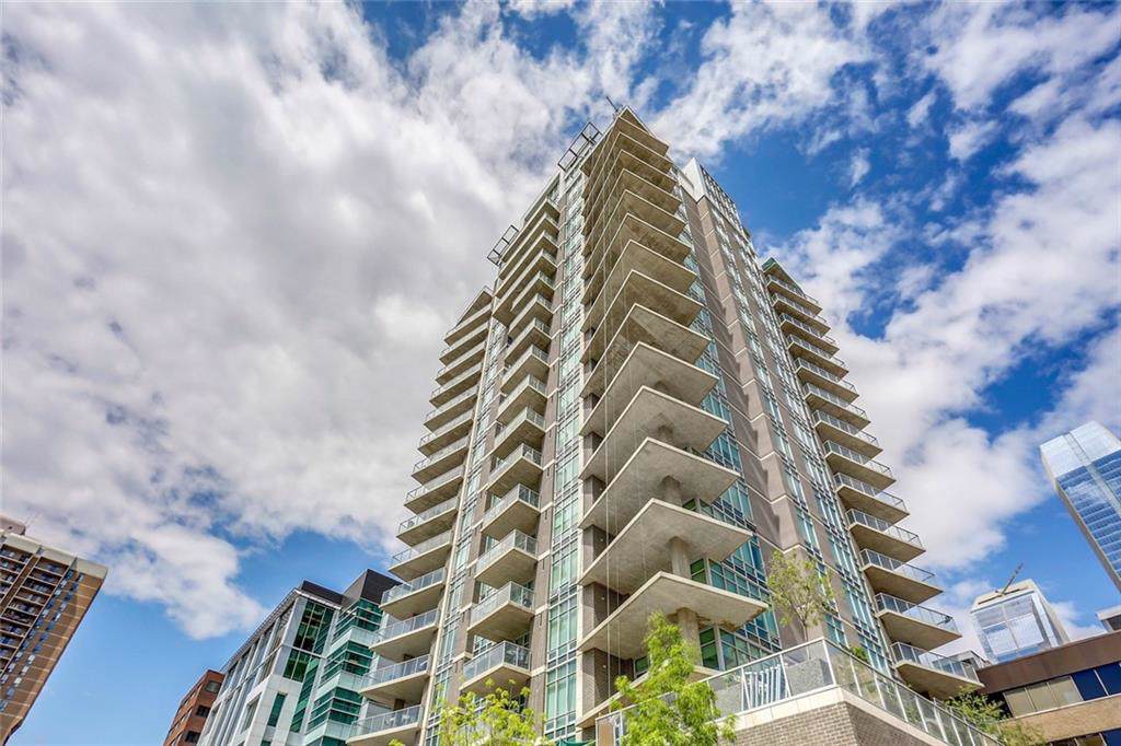 530 12 Avenue - Photo 1