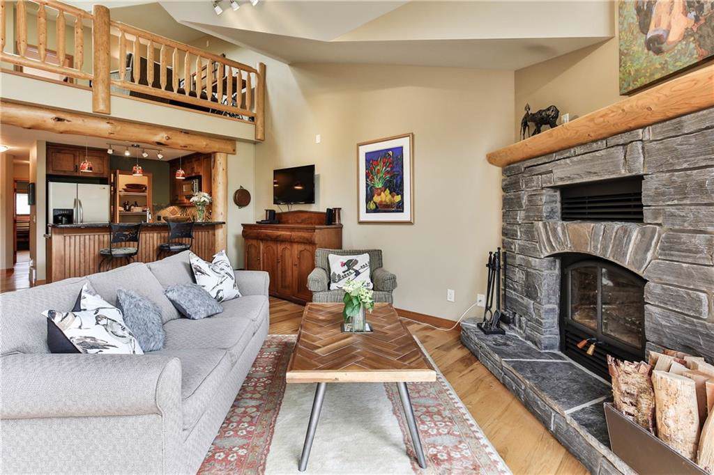 628 4th Street - Photo 1
