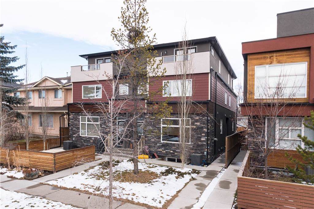 4726 17 Avenue - Photo 1