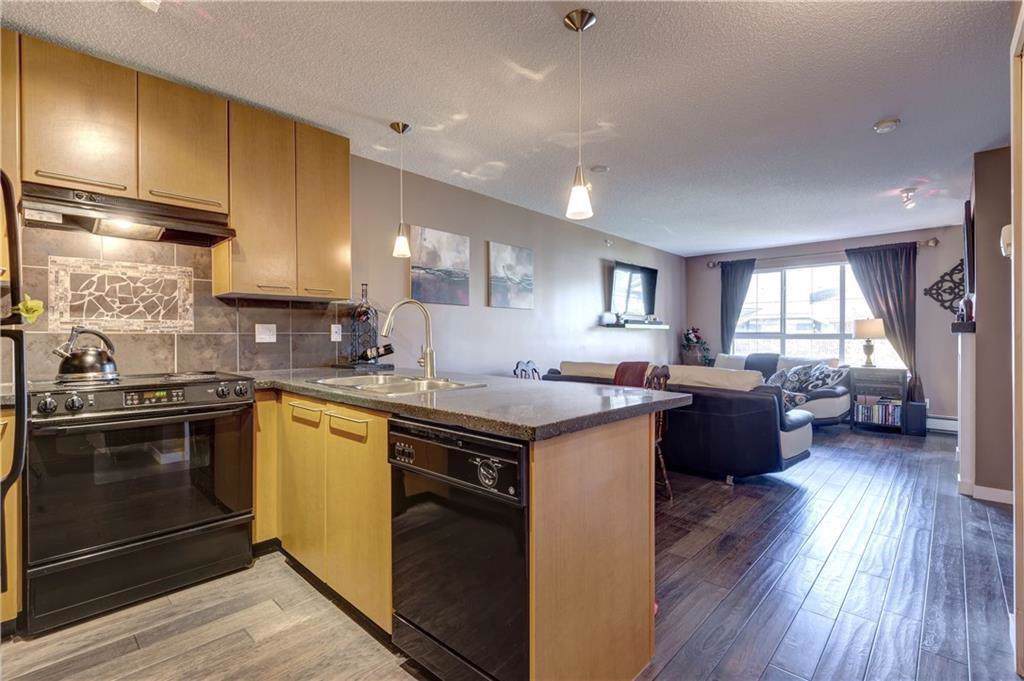 35 Richard Court - Photo 1