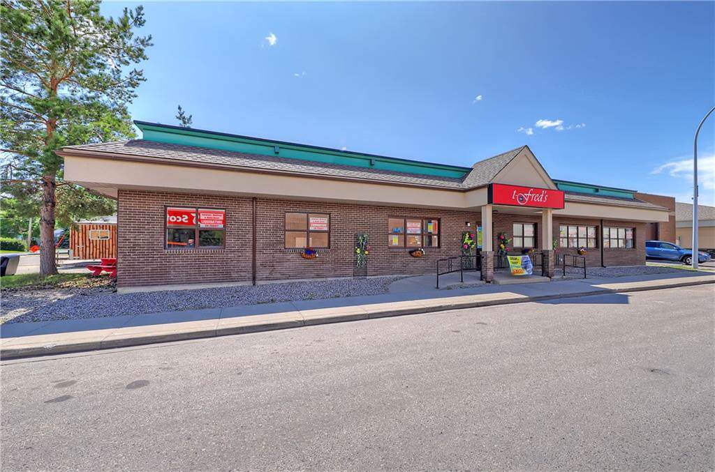 35 3 Avenue - Photo 1