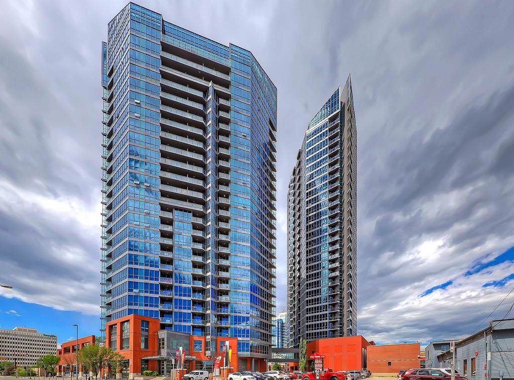 225 11 Avenue - Photo 1