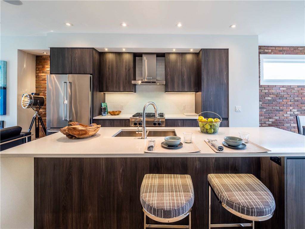 212 11 Street - Photo 1