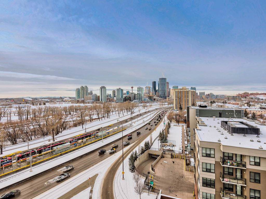 38 9 Street - Photo 1