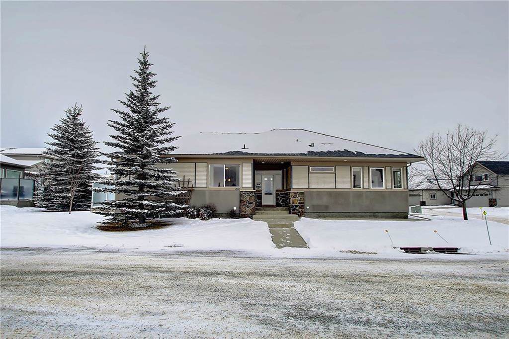 315 Crawford Close - Photo 1