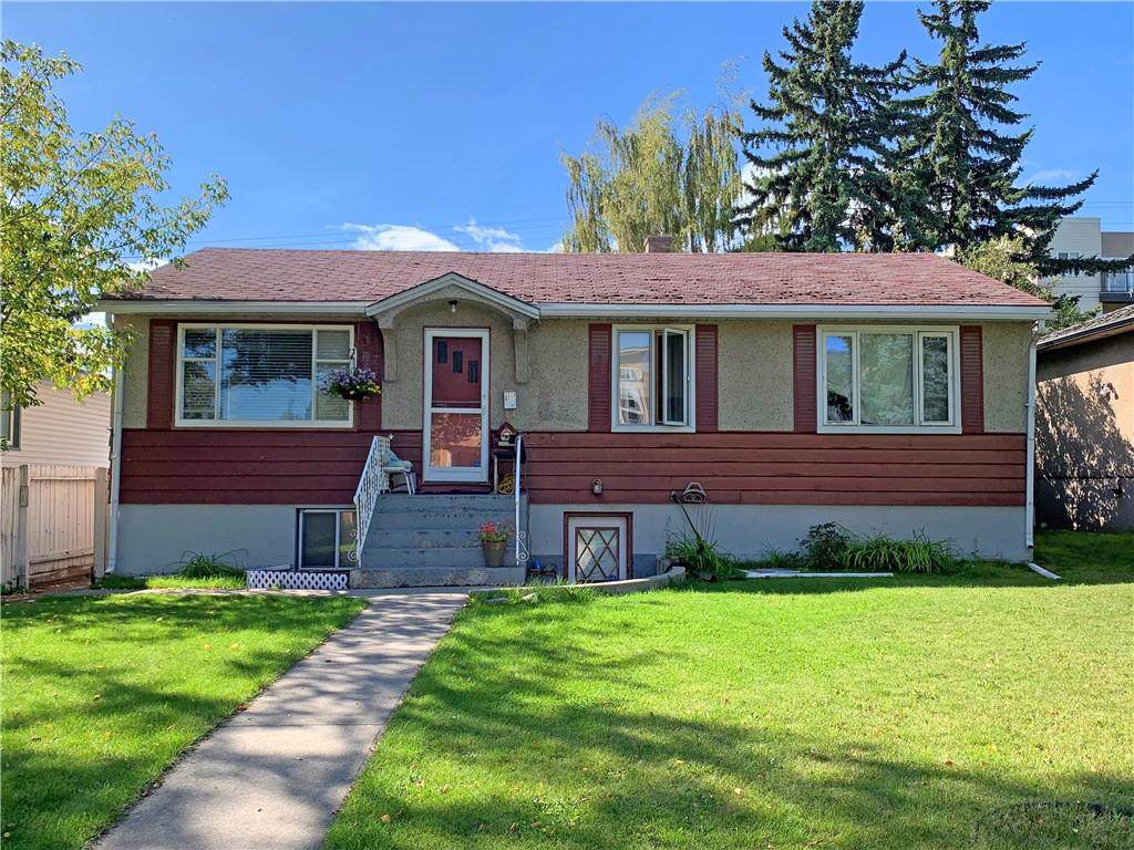 1719 32 Street - Photo 1