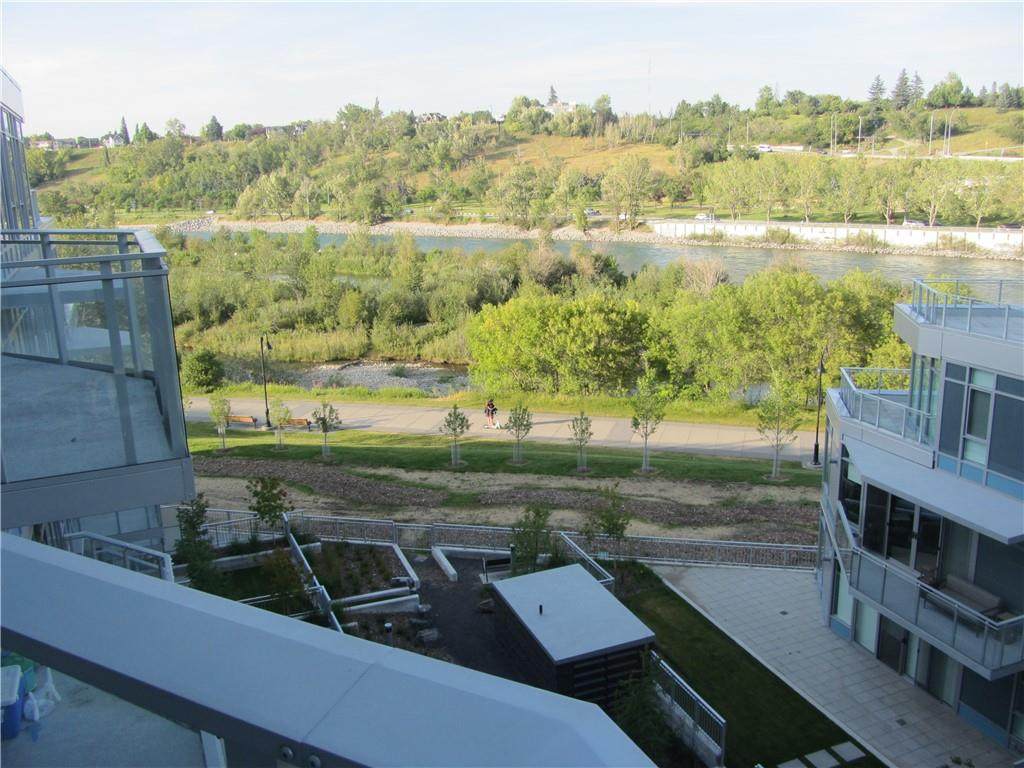 138 Waterfront Court - Photo 1