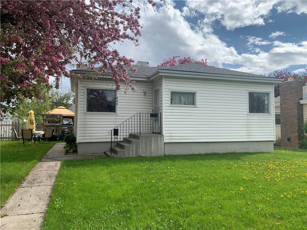 259 18 Avenue - Photo 1