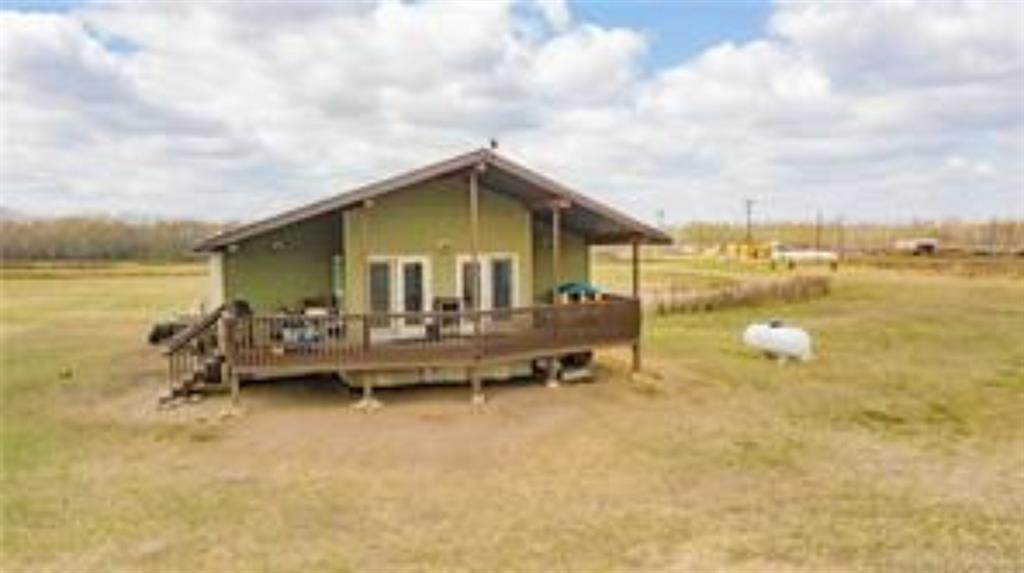 37545 Range Road 20-4 - Photo 1