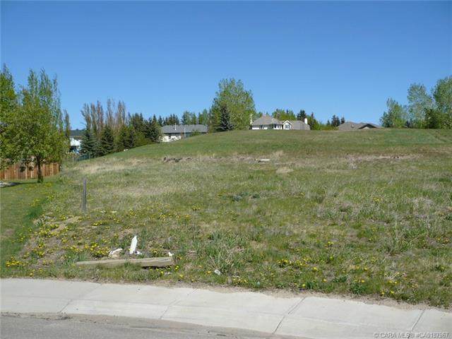 4027 40 Street Close - Photo 1