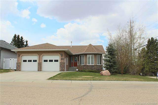 4228 41 Street Close - Photo 1