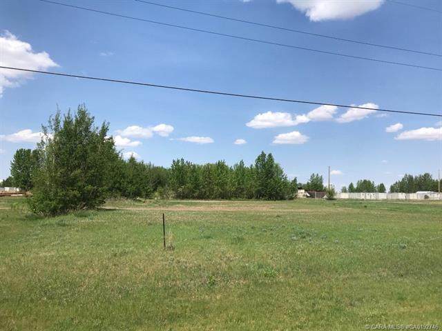 4623 45 Avenue - Photo 1