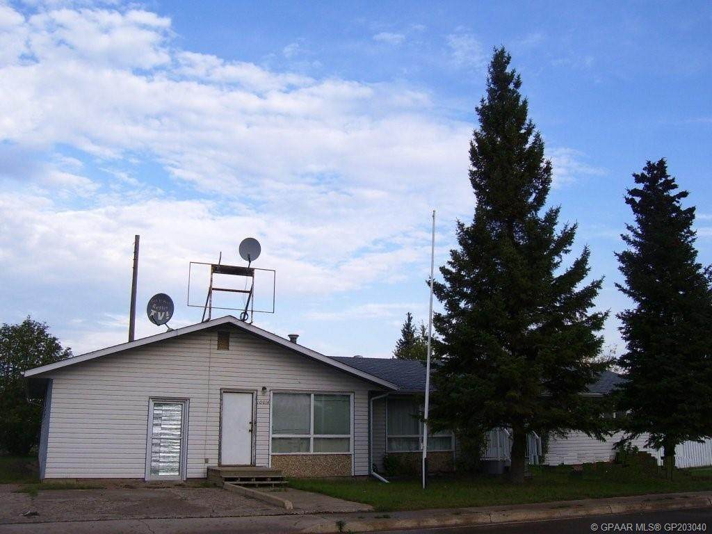 10014 98 Street - Photo 1