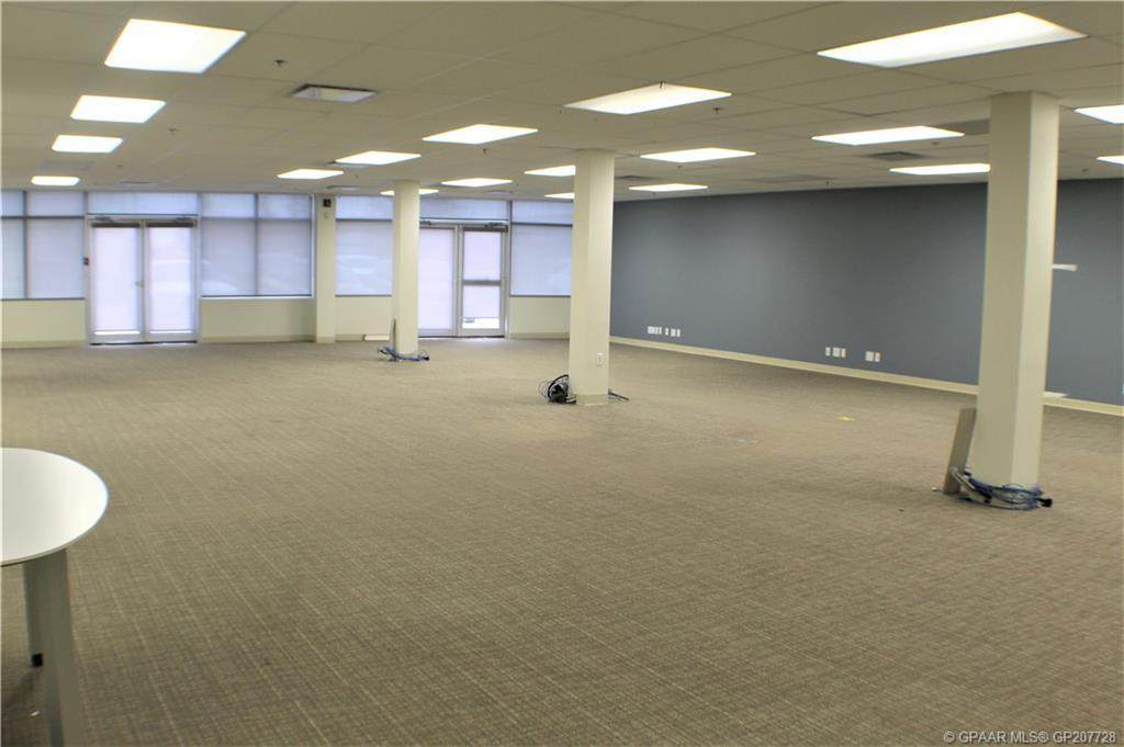 11002 104 Avenue - Photo 1