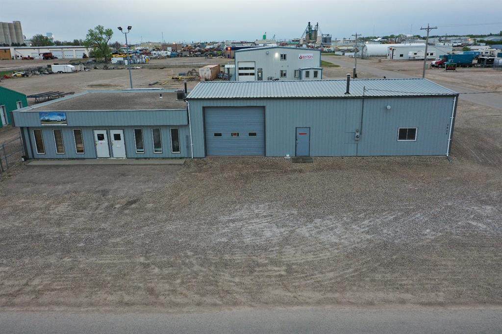 5817 62 Street - Photo 1