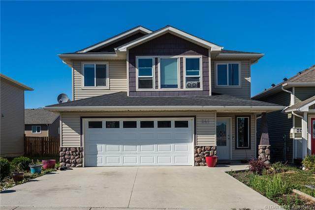 641 48 Avenue - Photo 1