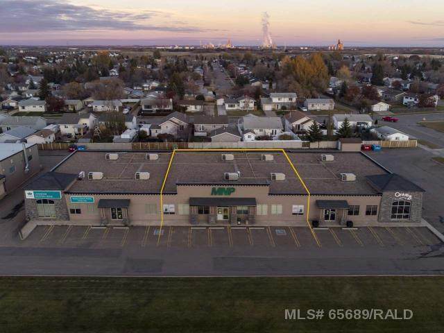2905 50 Avenue - Photo 1