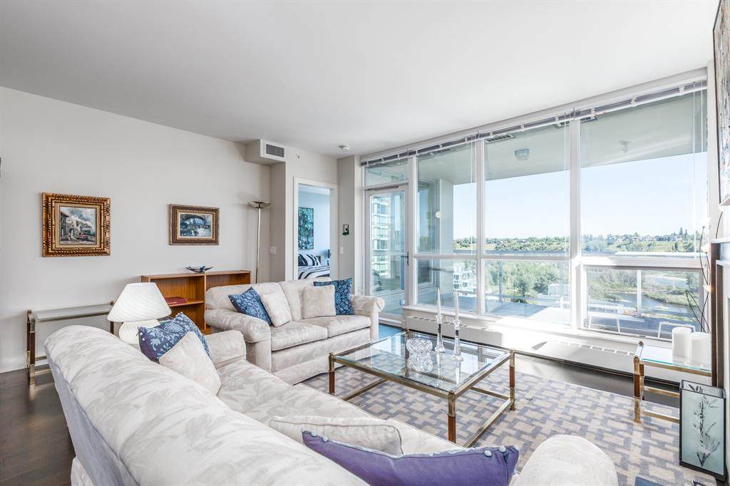 222 Riverfront Avenue - Photo 1