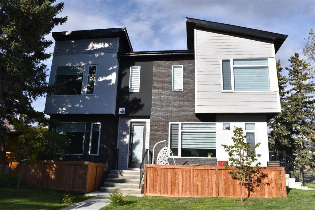 4506 17 Avenue - Photo 1