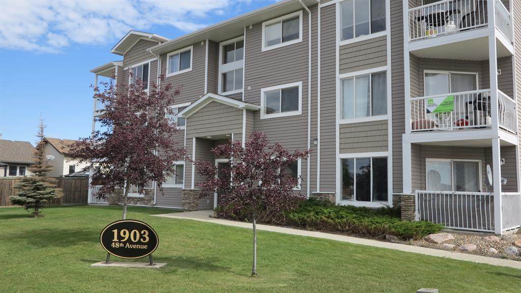 1903 48 Avenue - Photo 1