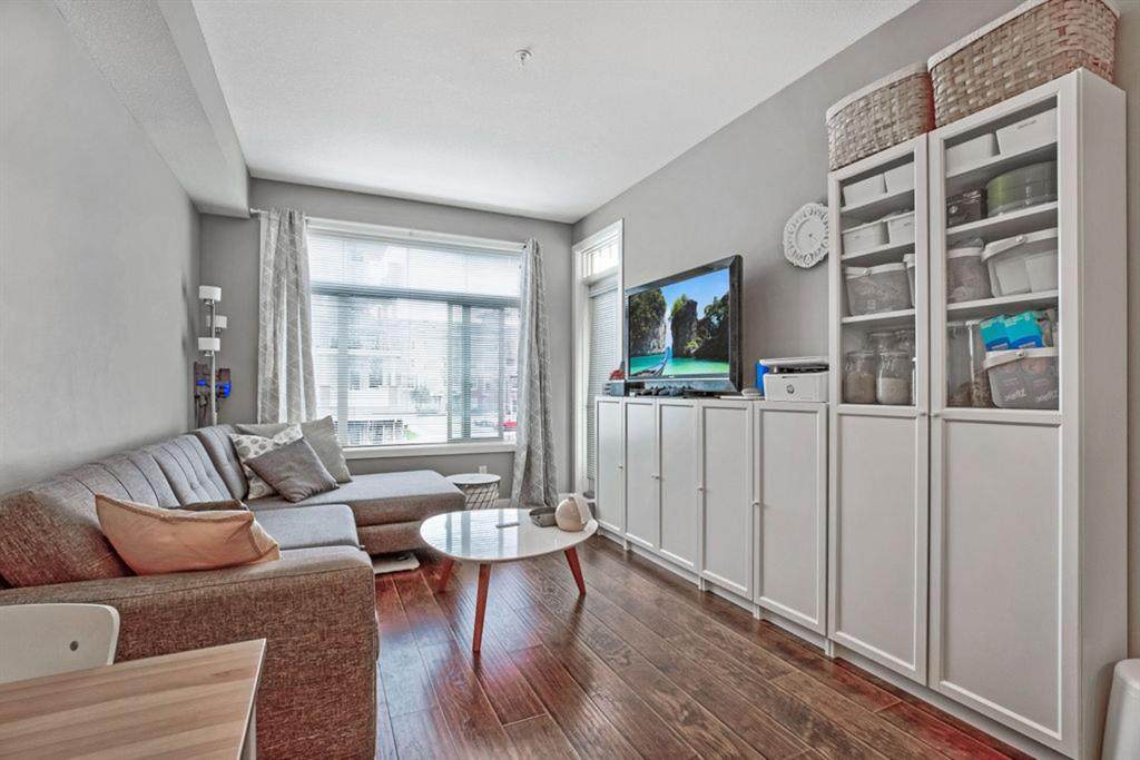 22 Auburn Bay Link - Photo 1
