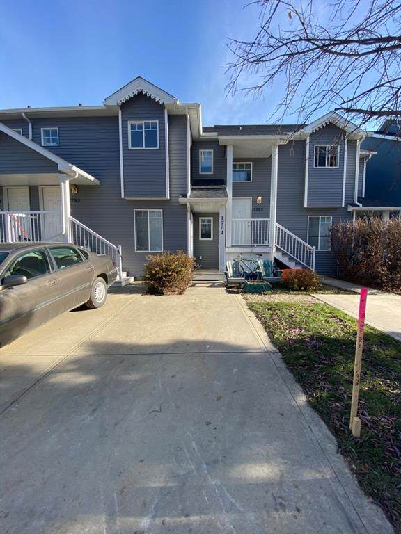 5220 50A Avenue - Photo 1